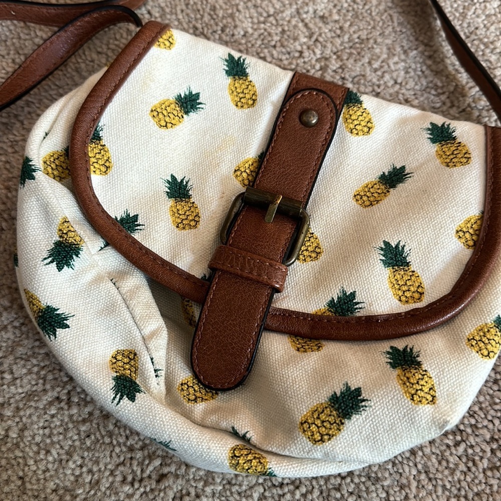forever 21 pineapple cross body bag - Picture 2 of 5